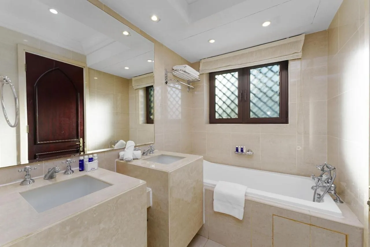Maison Privee - Tasteful Apt Cls To Burj Khalifa & Dubai Mall Apartment